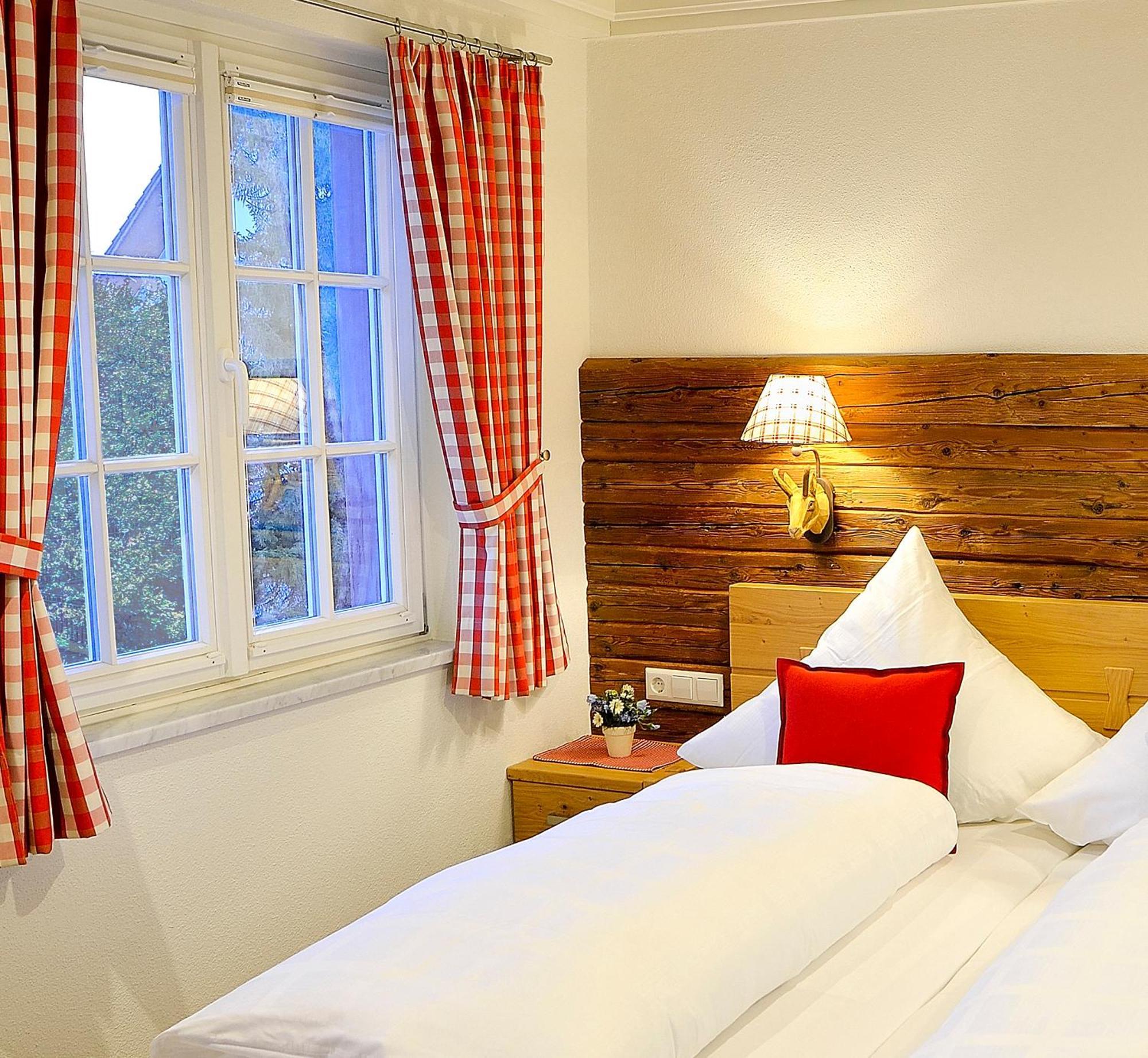 Hotel-Gasthof Adler Ліндау Номер фото
